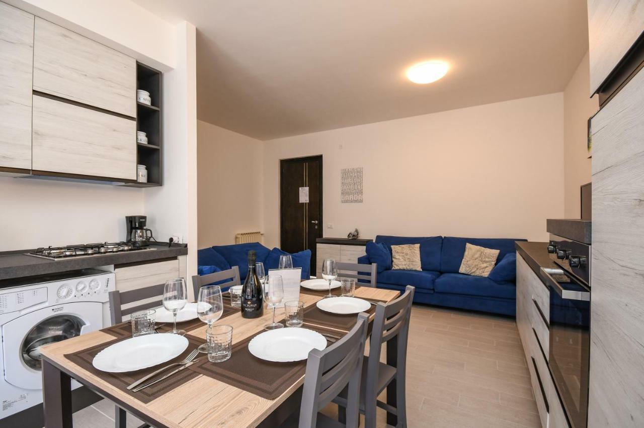 Holiday Sirmione Apartments Exterior foto